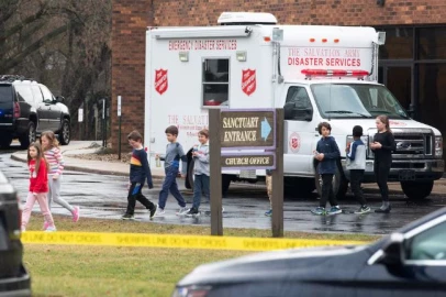 Teenage girl shoots dead fellow student and teacher at Wisconsin school