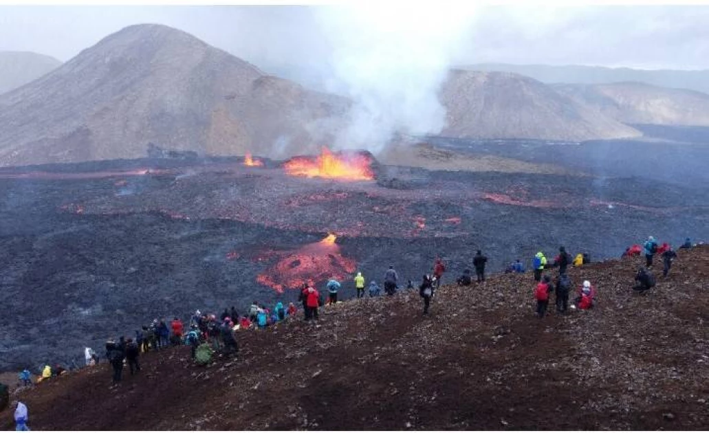 Magnitude 5.5 quake strikes Ethiopia, volcano erupts