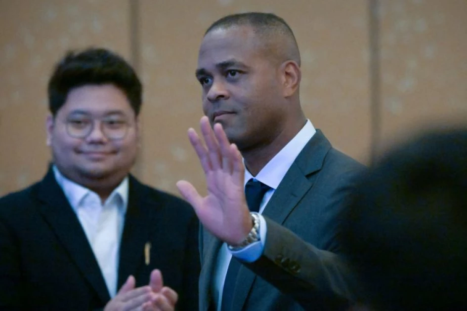 Dutch legend Kluivert says hopes to take Indonesia to World Cup