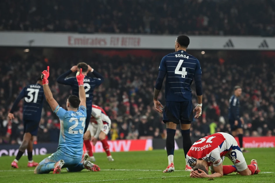 Arsenal's title bid rocked by Villa fightback