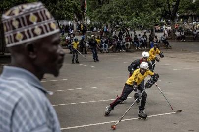 kenyas-ice-lions-skate-to-win-on-east-africas-only-rink-n356826