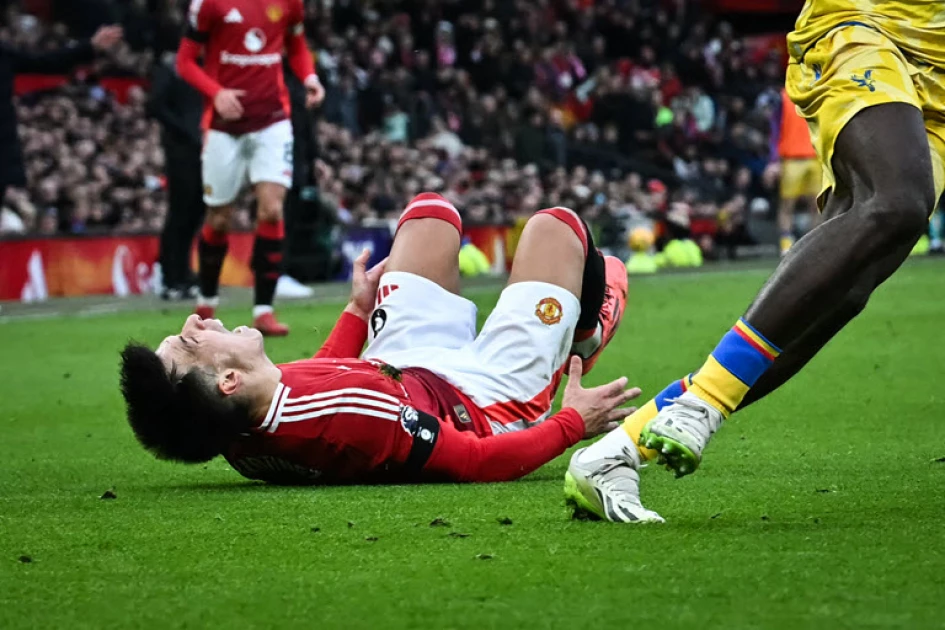 Amorim concerned by 'serious' Martinez injury in latest Man Utd defeat