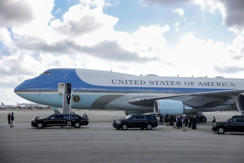 Trump considering 'alternatives' to Boeing for Air Force One contract