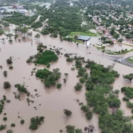 botswana-flash-floods-kill-seven-displace-thousands-n358073