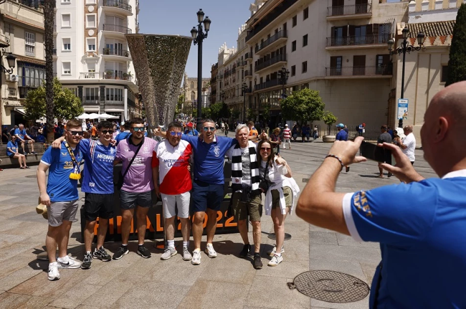 Seville ready to host thousands of fans ahead of Europa League final
