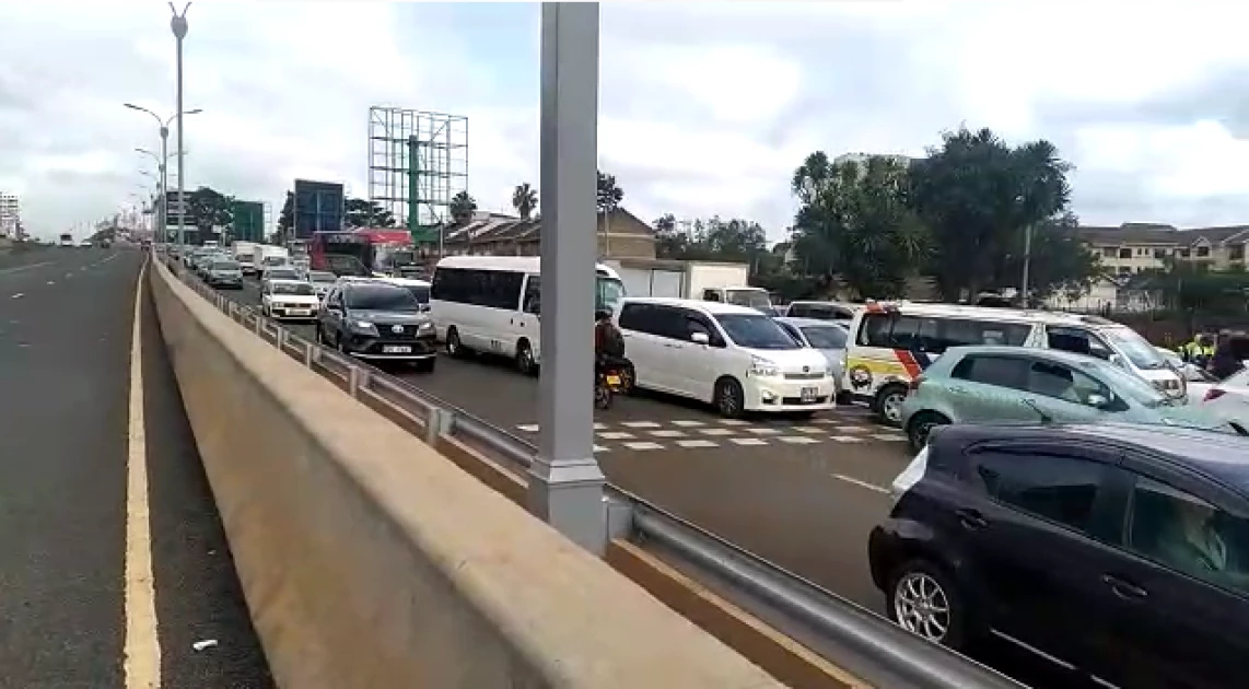 Transport paralysed on Waiyaki Way as matatu operators protest in Westlands