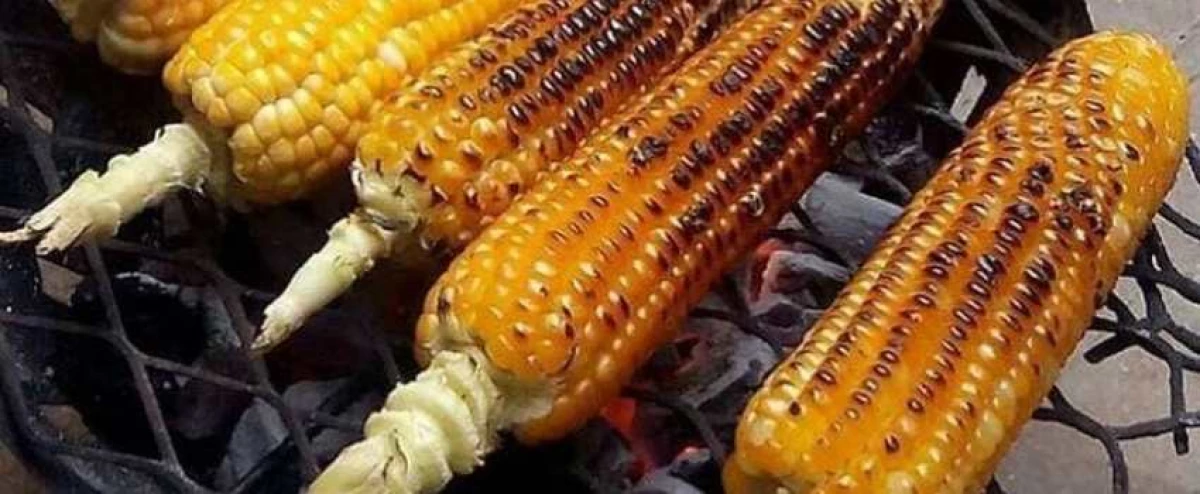 Nairobians celebrate as mahindi choma finally sneaks into town