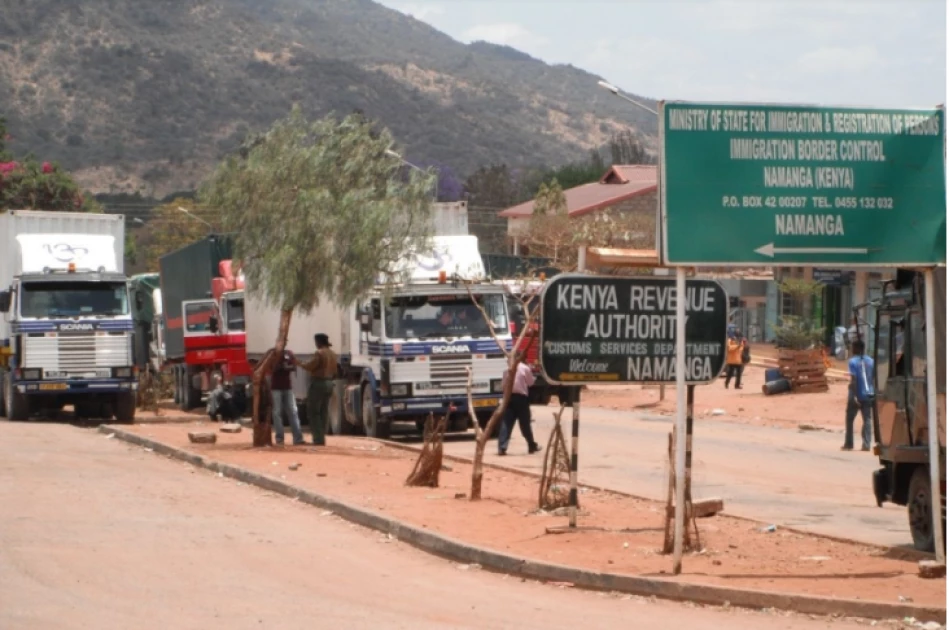 Stand-off brewing at Namanga border over new permit for Kenyan maize importers