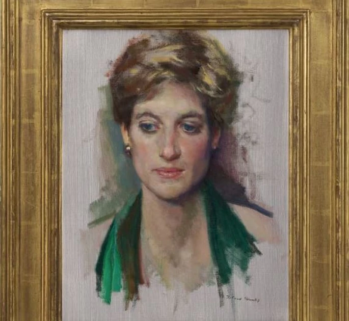 'Extraordinarily rare' Princess Diana portrait goes on display in London