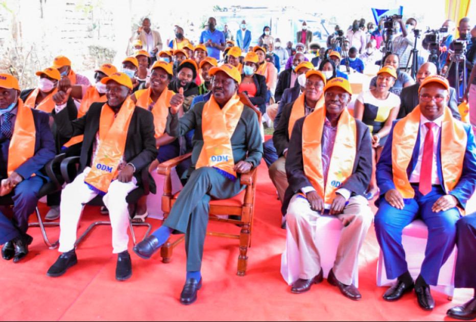 ODM leader Raila Odinga receives 25 defectors from Meru County