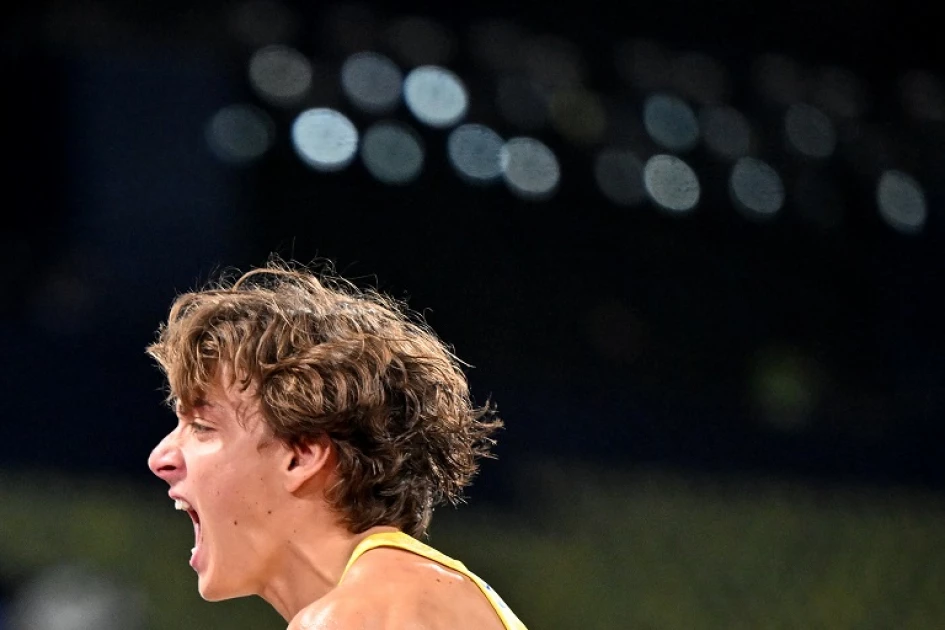 Pole vault king Duplantis rules supreme as Bol grabs third Euro gold