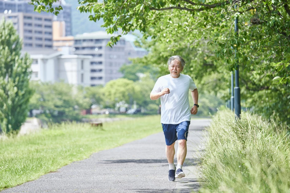 Walking can lower risk of early death, but theres more to it than number of steps, study finds