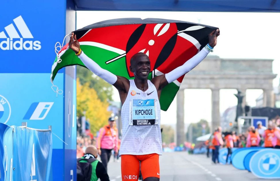 Eliud Kipchoge to start the 2023 London Marathon