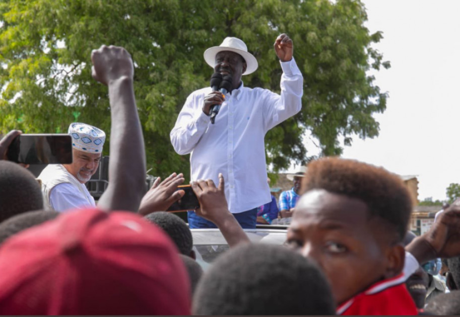‘The answer to Kenya’s problems is coming on December 10,’ Raila says during Nairobi tour