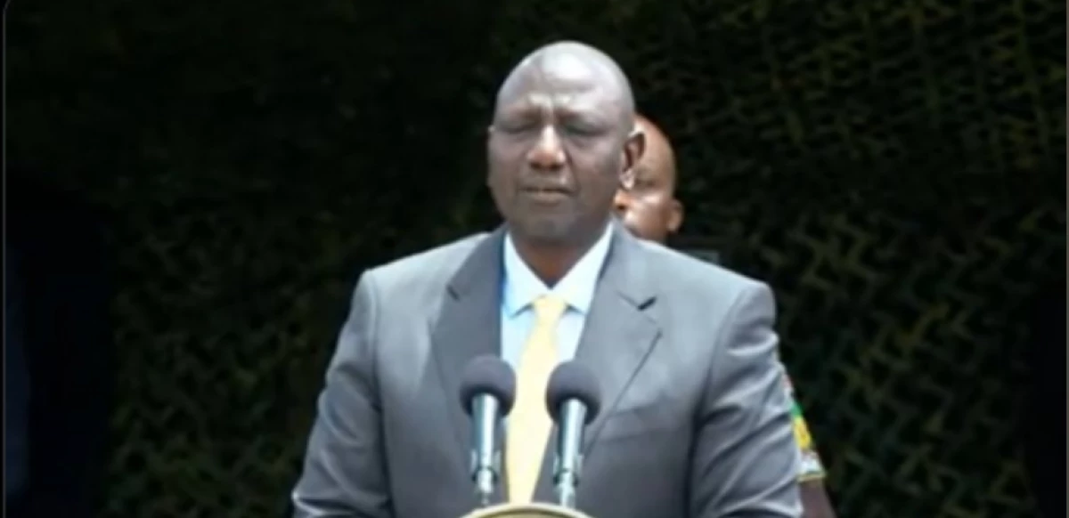 President Ruto turns to prayer as he sends off KDF troops to Eastern DRC