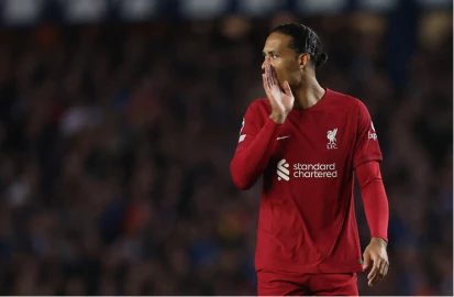 Van Dijk says 'no deadline' on deciding Liverpool future