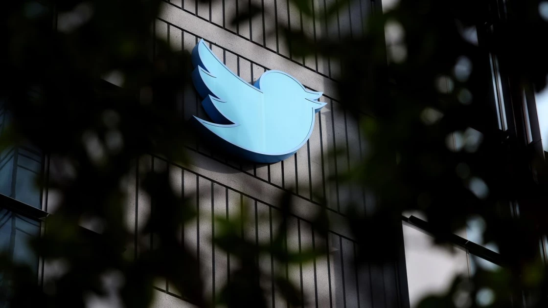 On-again, off-again Twitter subscription service to be relaunched