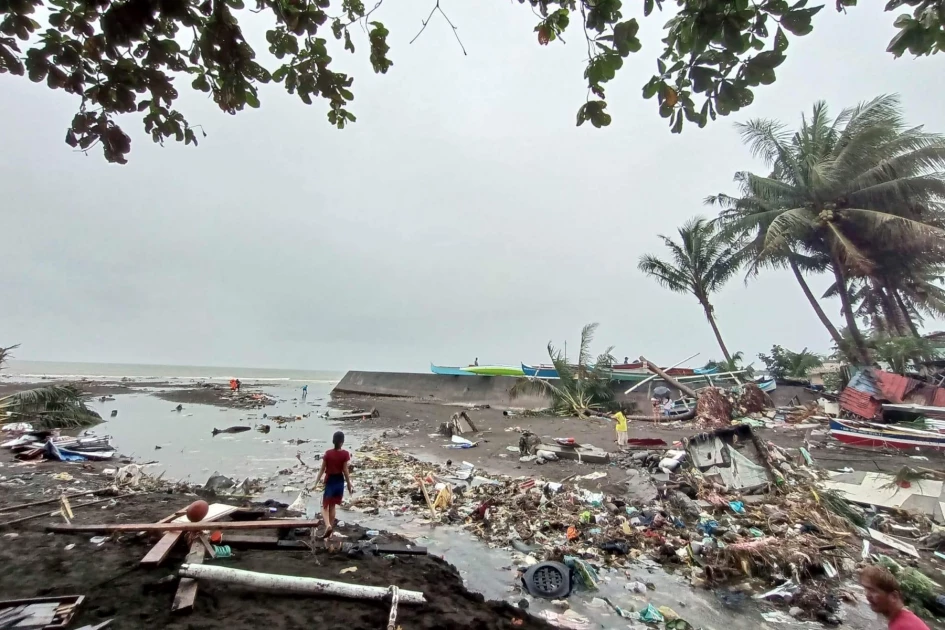 Death toll from Philippine floods rises to 25