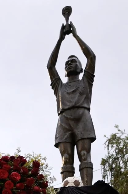 'Pele is eternal': Brazilian city of Santos honors its idol