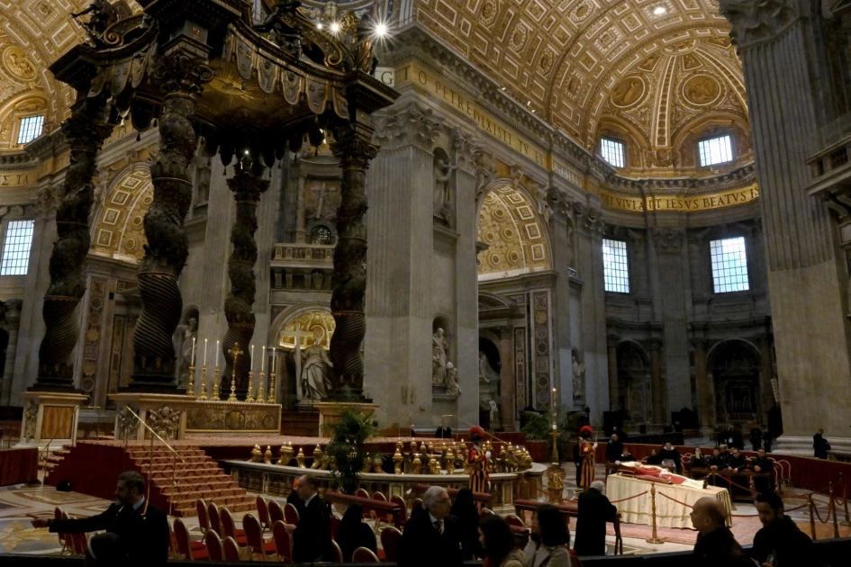 Catholics pay tribute to ex-pope Benedict at lying-in-state