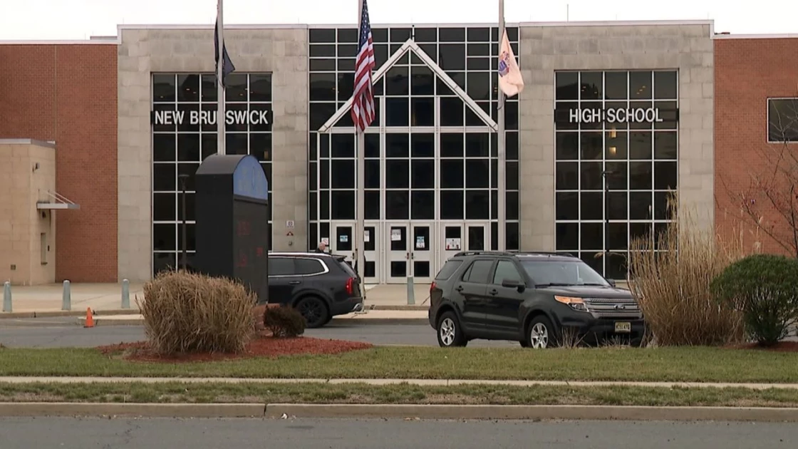 29-year-old woman arrested for posing as teen at New Jersey high school