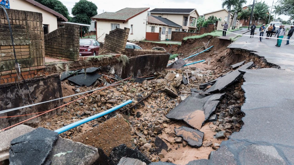 South Africa floods kill 12, affect Kruger National Park