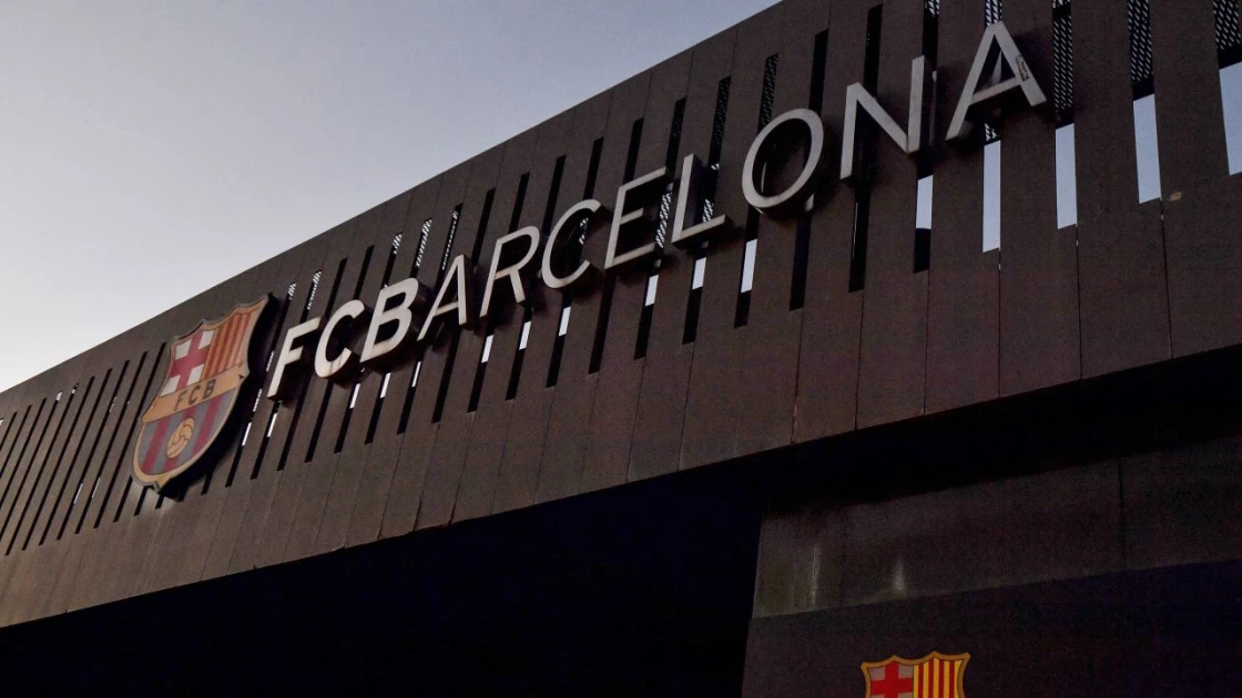 Barcelona charged with corruption over referee payments
