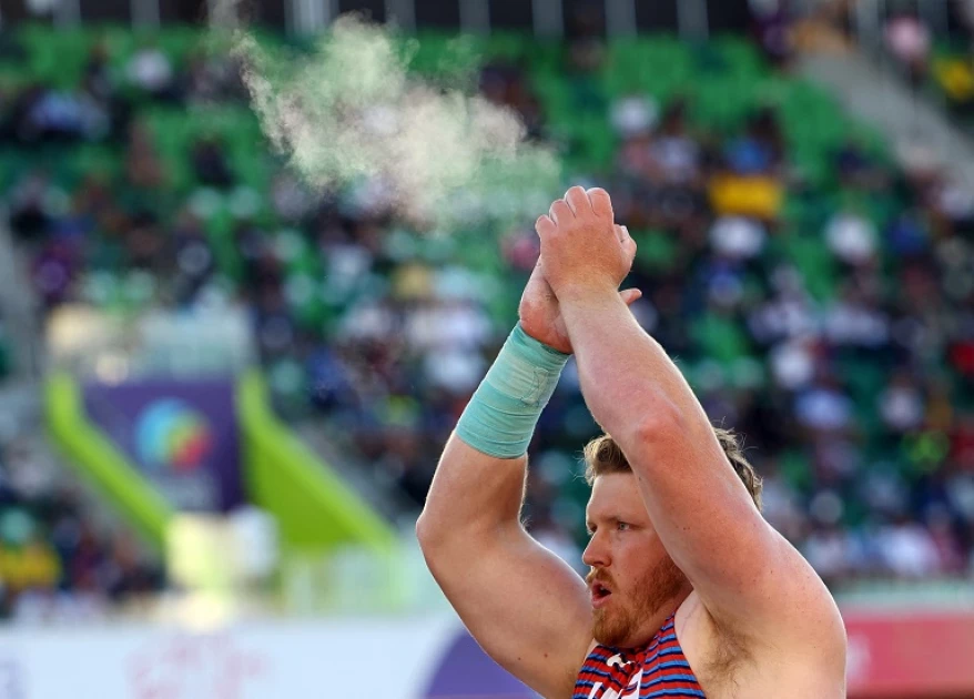 American Crouser breaks shot put world record