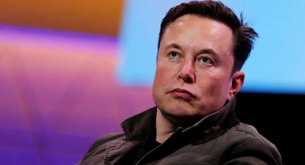 Elon Musk publicly mocks Twitter worker with disability who is unsure whether he’s been laid off