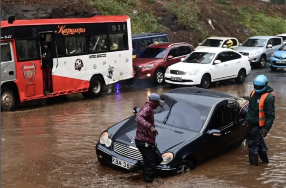 Nairobi rains: Motorists stuck in traffic after section of Waiyaki Way floods