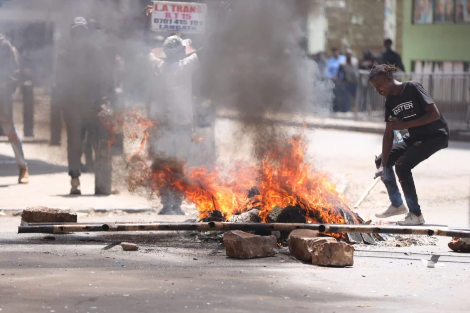 KNCHR calls for probe into police, protesters conduct during Monday demos