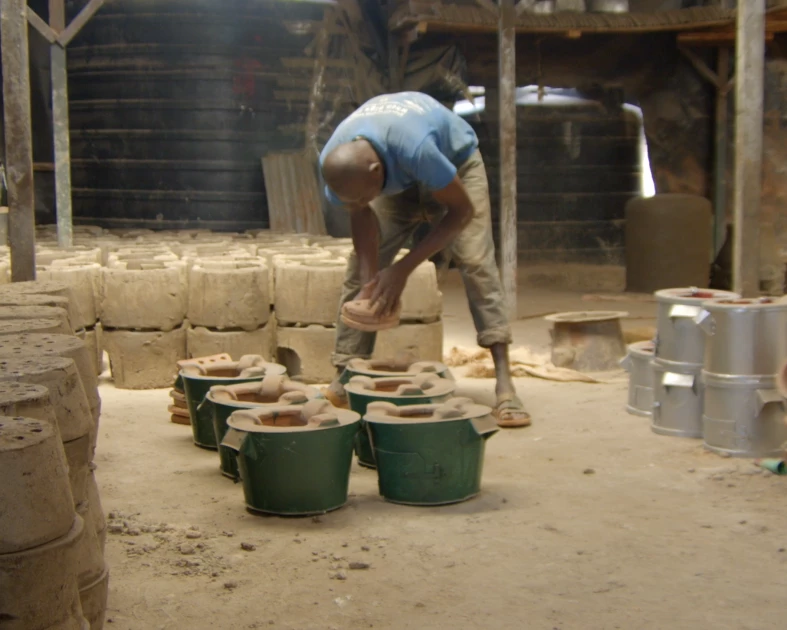 Project to enable 1.6 million Kenyan households adopt clean cooking using improved cookstoves