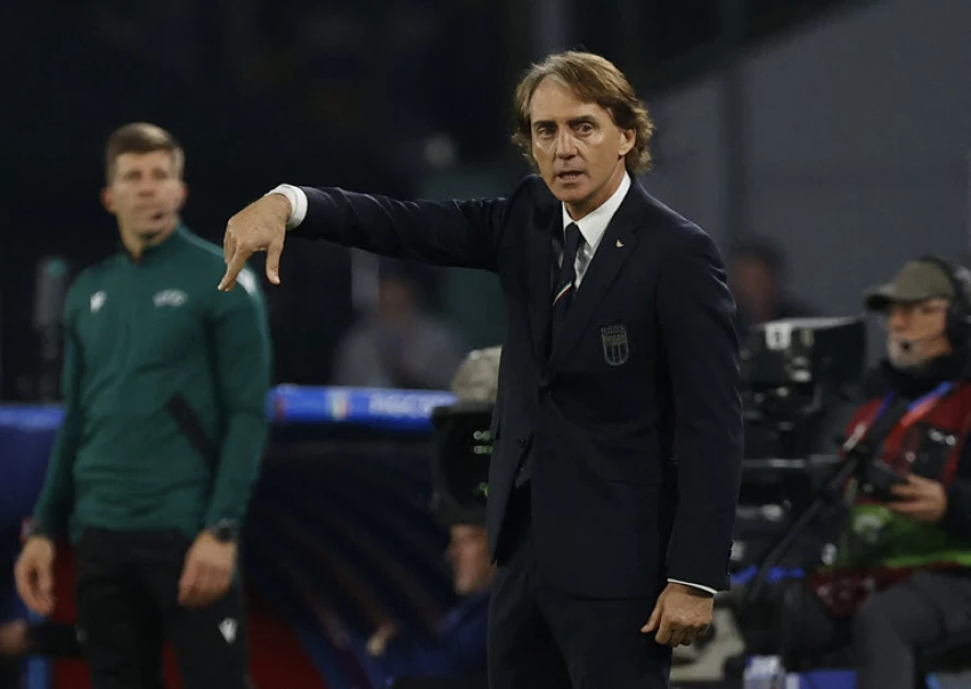 Mancini takes on job for the ages in Italy