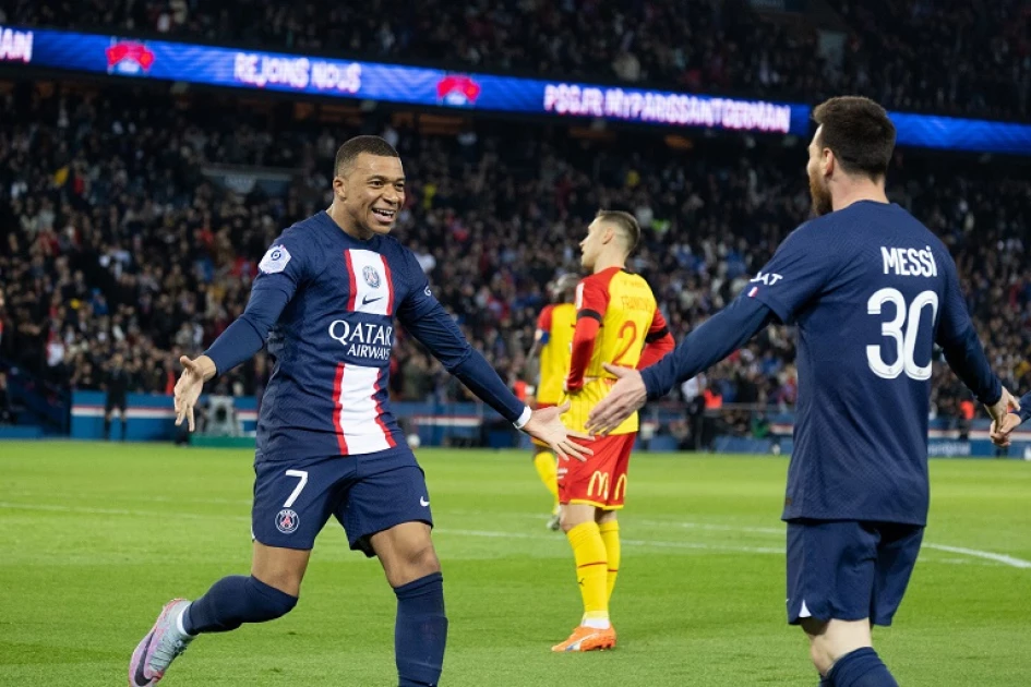 Messi scores stunner as PSG beat title rivals Lens