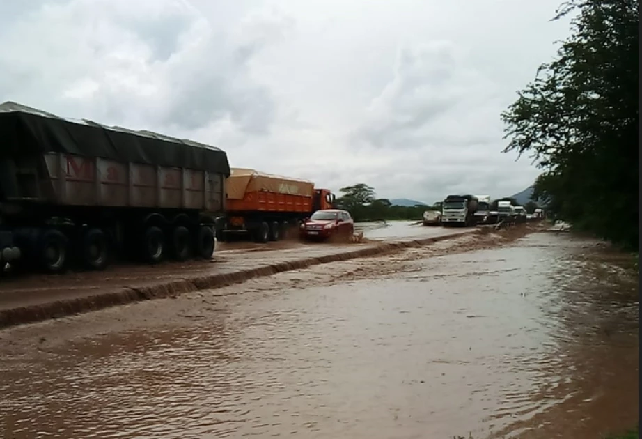 Police warn of traffic snarl-up on Mombasa Road due to flooding