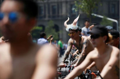 this-years-naked-bike-riding-event-to-take-place-on-august-26-n319141