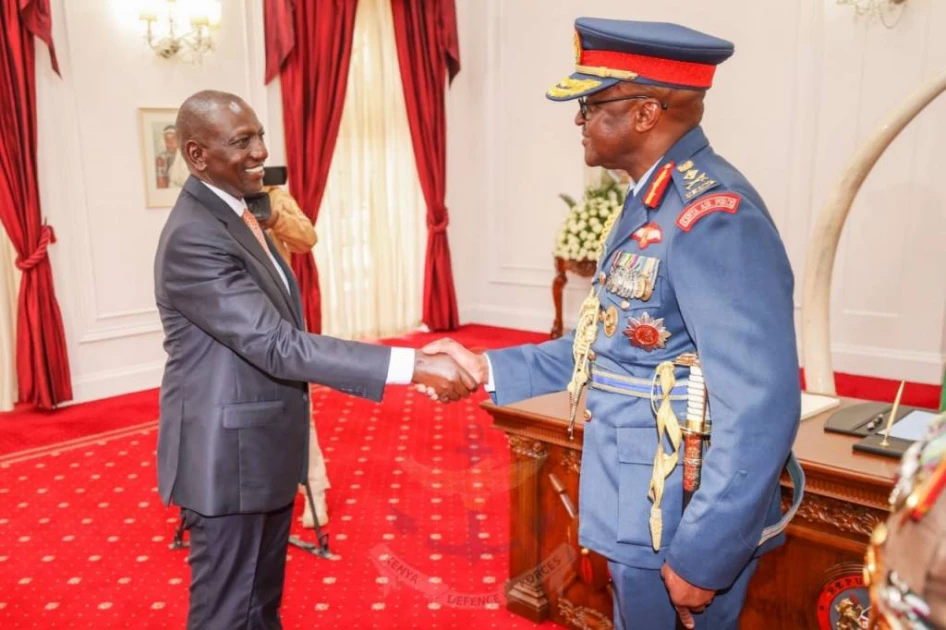 Ruto criticised for accusing new KDF boss Ogolla of attempt to overturn his presidential win