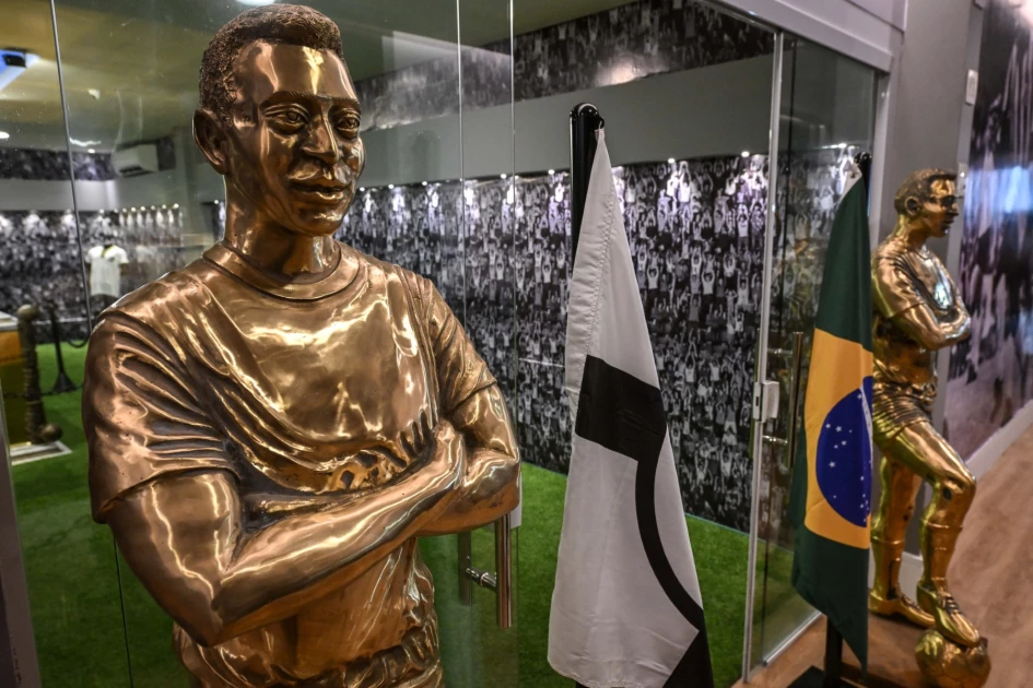 Inside Pele's tomb in world's tallest cemetery (PHOTOS)