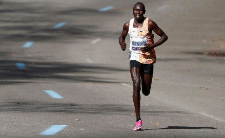 Clock ticks to London Marathon but big blow to Kenya after Kamworor pulls out