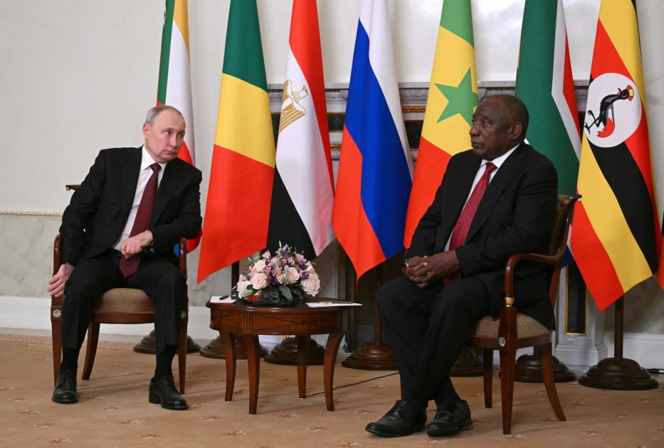 South Africa's Ramaphosa tells Putin Ukraine 'war must be settled'