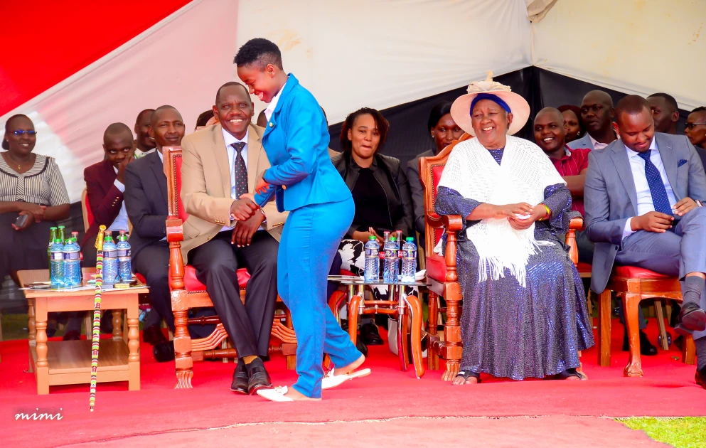 A side-by-side image of Zippora Achieng after changing into a blue suit and while wearing a grey dress which caught Mama Sarah Ruto's attention. PHOTOS | CITIZEN DIGITAL
